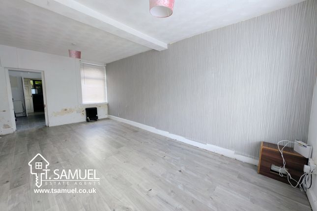 27 Harcourt Terrace, Mountain Ash photo 4