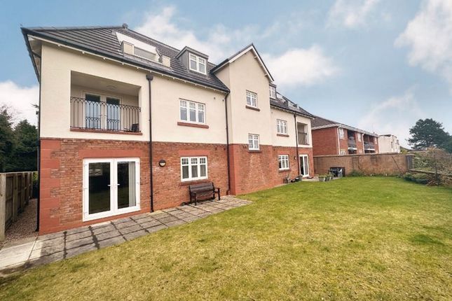 Flat for sale in Telegraph Road, Heswall, Wirral