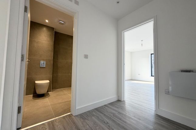 Flat 3, 23 Dunstable Place, Luton photo 5