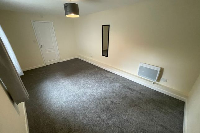 Flat to rent in Silver Street, Kidderminster