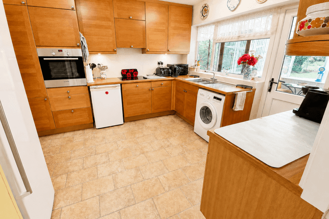 Ridings, Church Road, Colchester photo 5