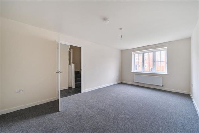 16, Mary Ann Evans Way, Gainsborough photo 5
