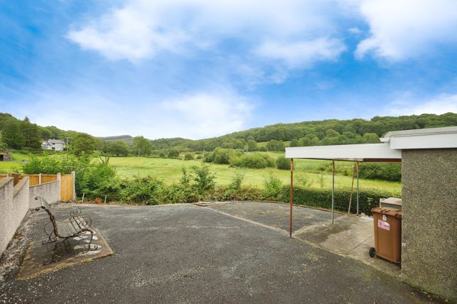8, Bryn Llewelyn Estate, Gwynedd photo 2