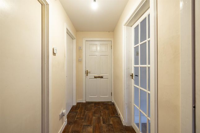 45, Wilderhaugh, Galashiels photo 2