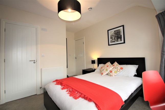 Room 4, 17, Milton Road, Reading photo 3