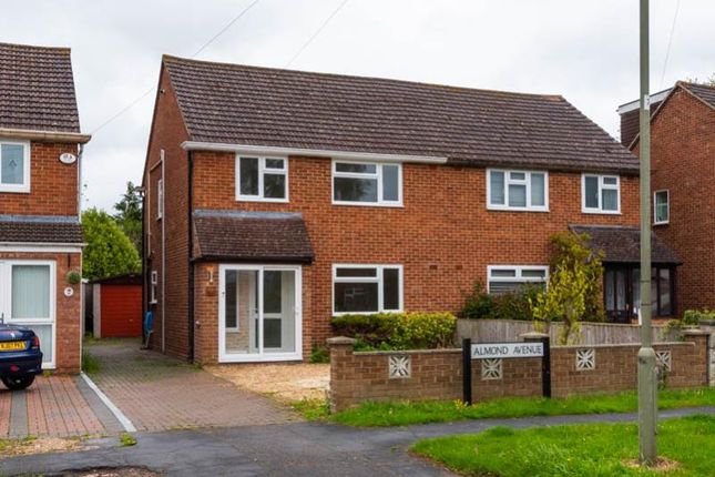 Semi-detached house to rent in Almond Avenue, Kidlington, Oxfordshire