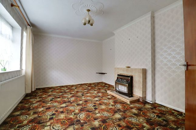14 Sunningdale Avenue, Brigg photo 3