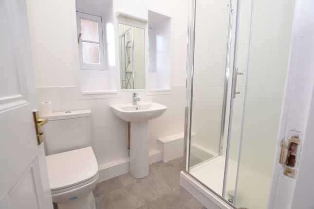 GFL, 136, Causewayside, Edinburgh photo 5