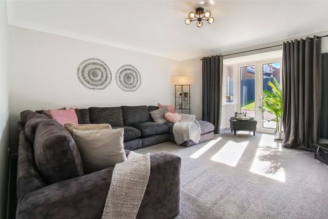 9, Smith Way, Glasgow photo 2