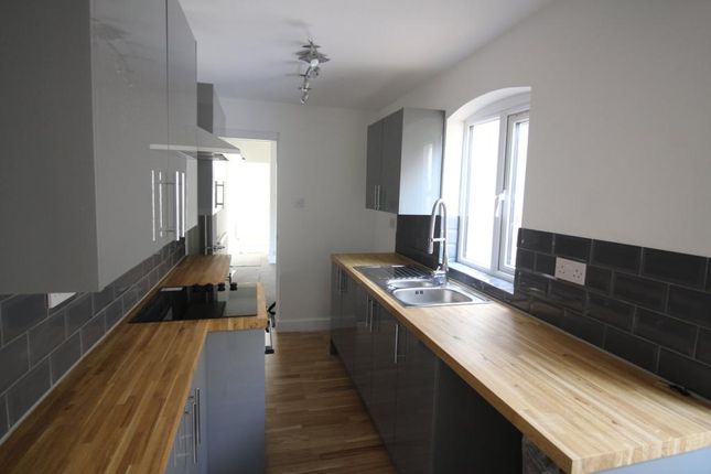 18, Vincent Road, WORCESTER photo 5