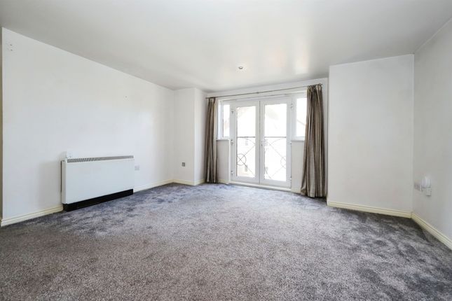 Flat for sale in Macarthur Way, Stourport-On-Severn