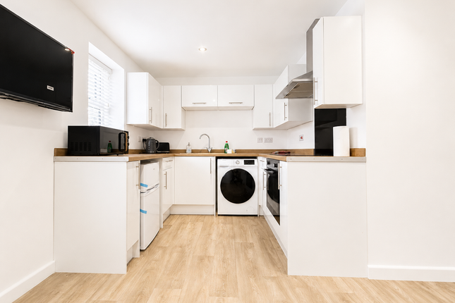 Flat 1, MANSFIELD photo 3