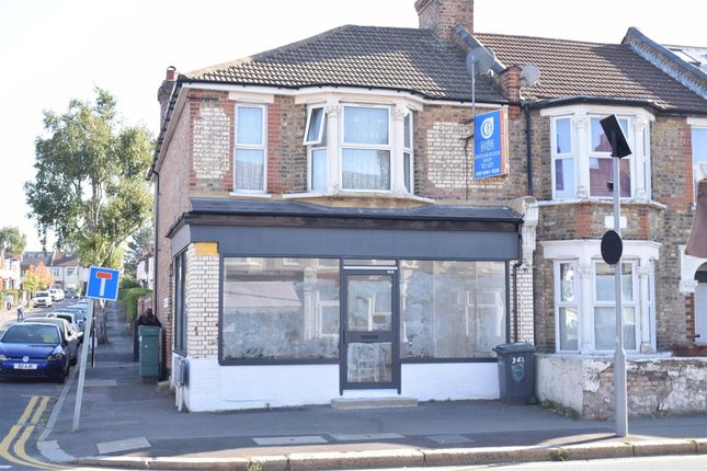 Thumbnail Retail premises to let in Fulbourne Road, London