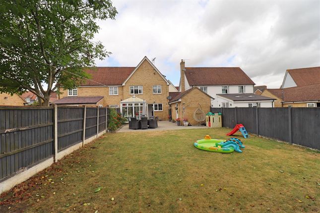 10, Crofters Walk, Braintree photo 4