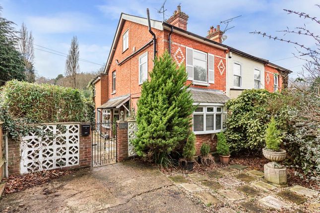 4-bed house on 1, Callow Hill, Surrey, £685,000