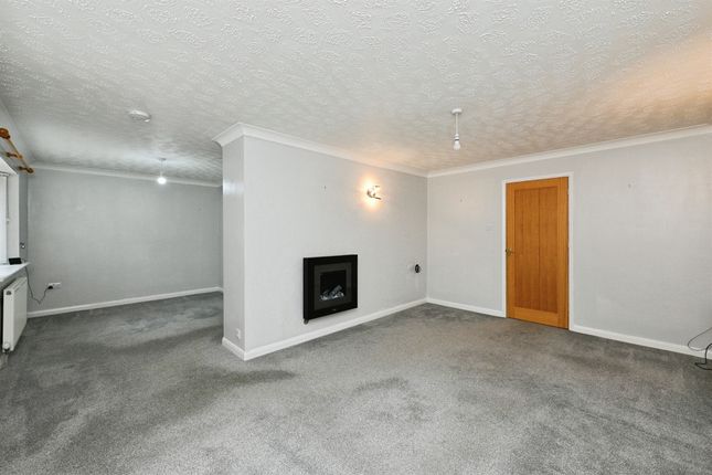18, Earl Close, King's Lynn photo 4