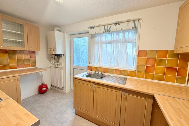 27, Maes y Parc, Swansea photo 4