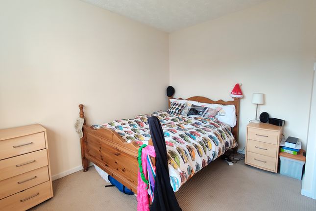 Nutwood Close, NORWICH photo 5