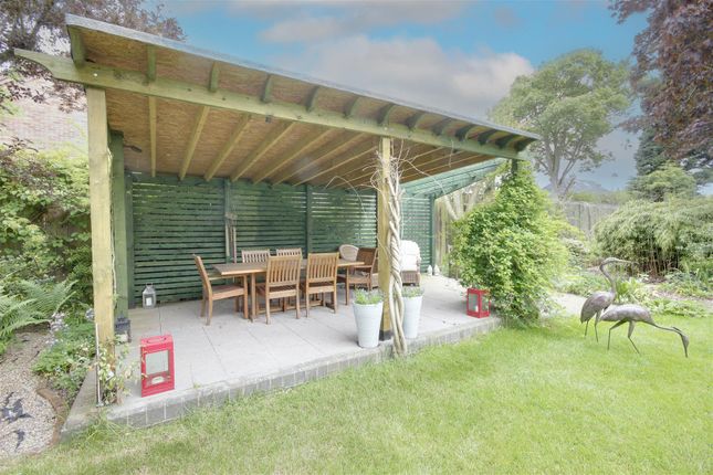 Detached house for sale in Woodbine Villas, New Village Road, Cottingham
