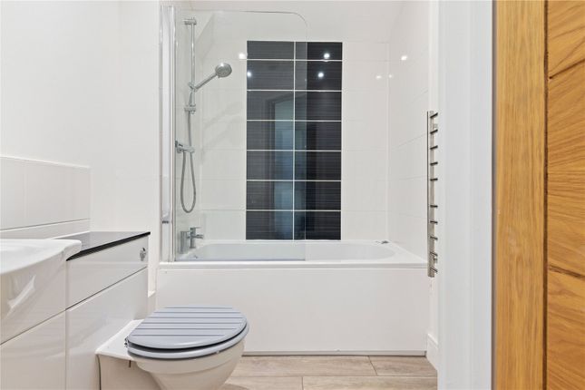 Flat for sale in Marine Drive West, Aldwick, West Sussex