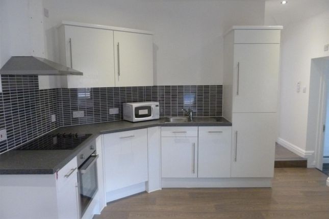 Thumbnail Flat to rent in Wellfield Road, Roath, Cardiff