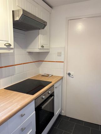 3a, Downwood Close, Northampton photo 5