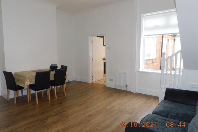 84, KITCHENER STREET, SUNDERLAND SOUTH photo 4