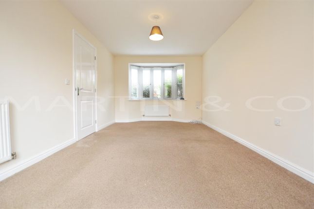 13, Brambles Close, Minster On Sea Sheerness photo 4