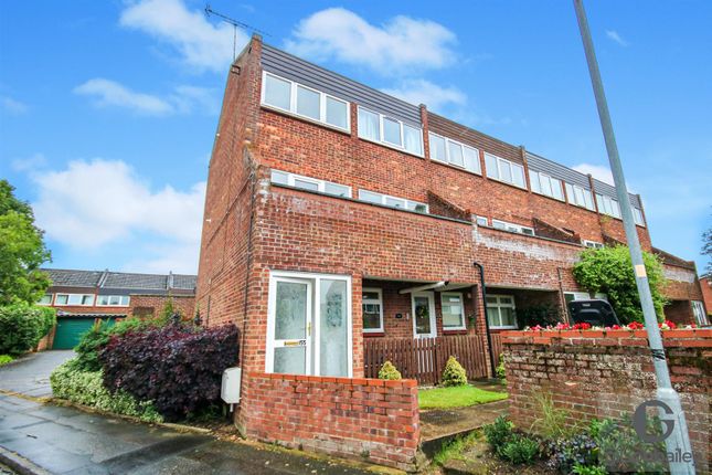 Thumbnail Maisonette for sale in Templemere, Norwich