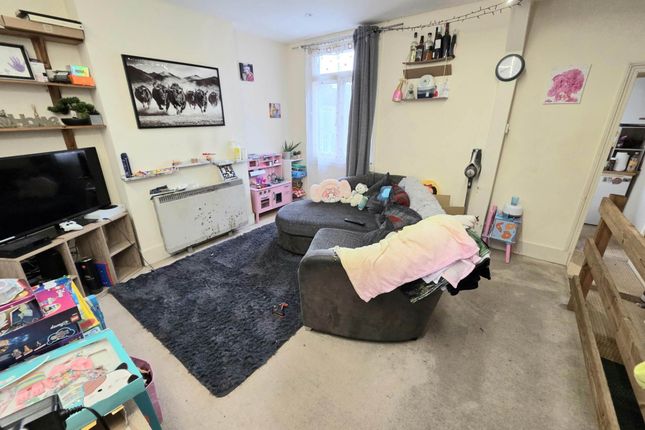 22, West Street, Aylesbury photo 2