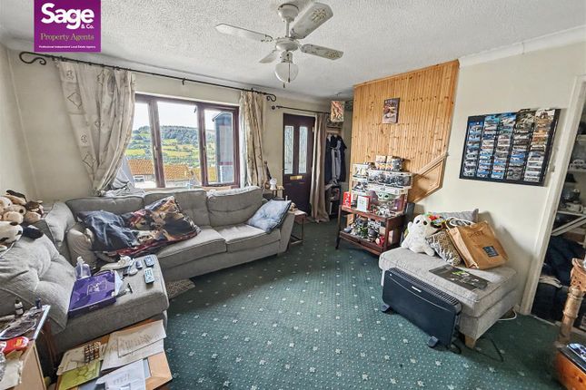 18, Preseli Close, Risca photo 3