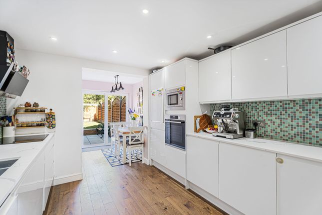 58 Walford Road, Uxbridge photo 2