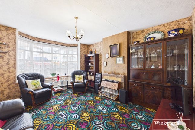16, Layfield Road, London photo 2