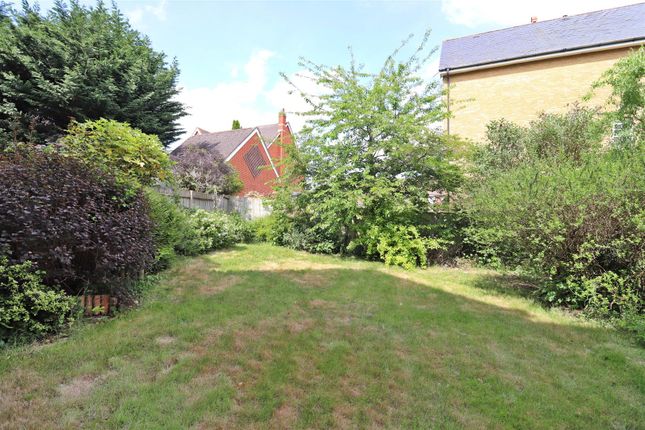 17, Ellis Fields, St. Albans photo 4