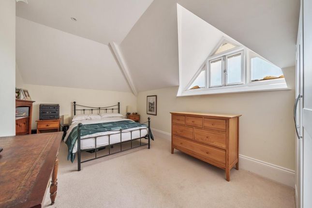 Thumbnail Flat for sale in Chipping Norton, Oxfordshire