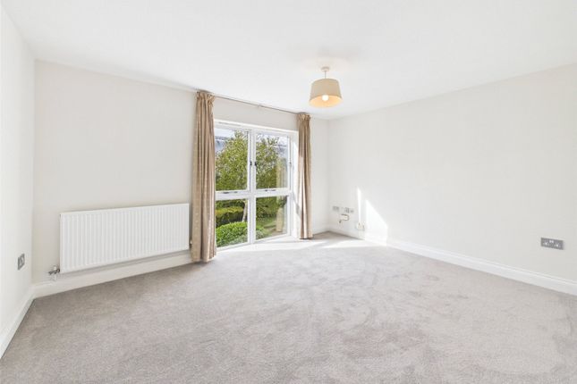 Flat 12, The Academy,, Dunalley Street, Gloucestershire photo 2