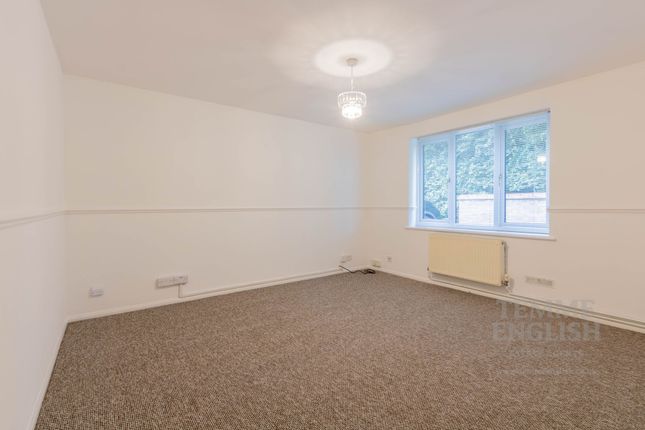 Flat 1, Place Farm Court Rowhedge Road, Colchester photo 4