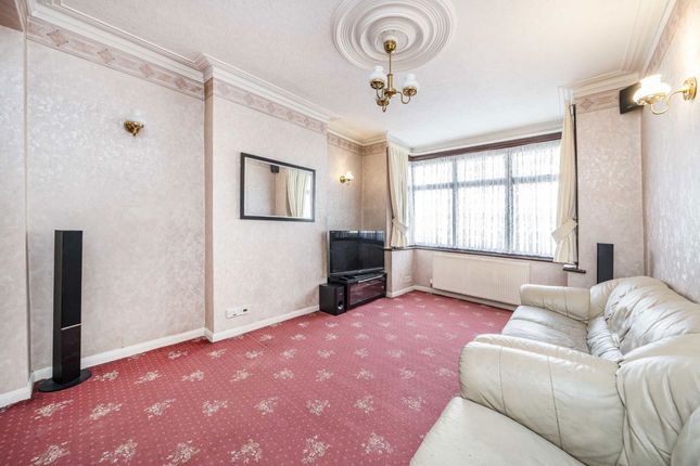 86, Bertram Road, London photo 2