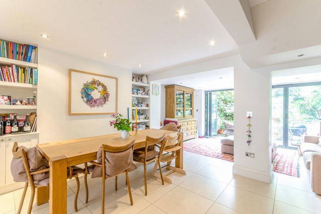Thumbnail Terraced house to rent in Devonia Road, Islington, London