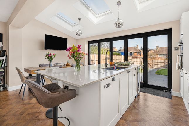 37, Ninesprings Way, Hitchin photo 4