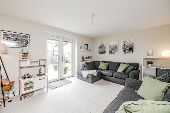 60, Chesterholm Avenue, Newcastle Upon Tyne photo 4