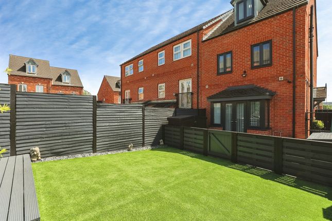 12, Durham Way, Rotherham photo 4