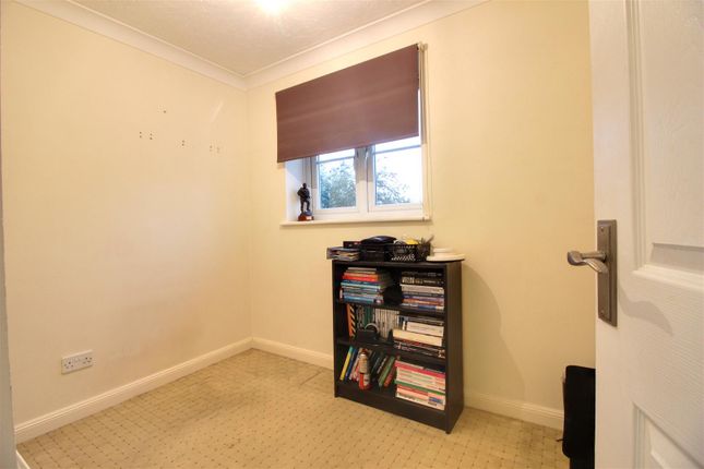 Terraced house for sale in Isabel Gate, Cheshunt, Waltham Cross