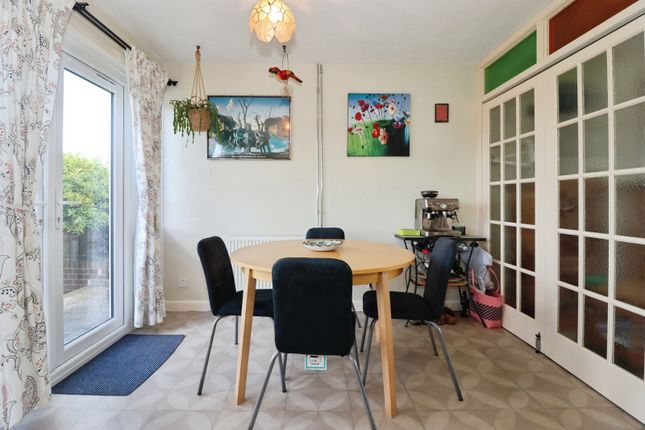47, Hawkridge Drive, Bristol photo 4