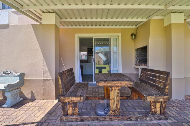 Apartment for sale in 21 Claptons Beach, 1255 Island Palm, Marina Martinique, Jeffreys Bay, Eastern Cape, South Africa