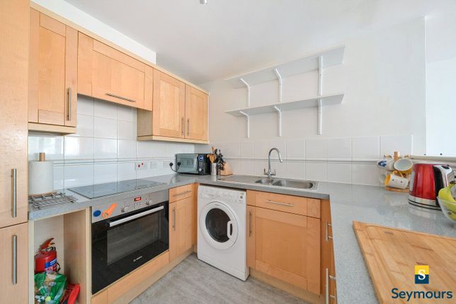 66, Faraday Road, Surrey photo 4