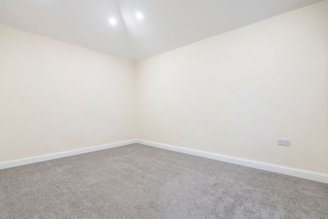 2a Eshton Road, Eastbourne photo 4