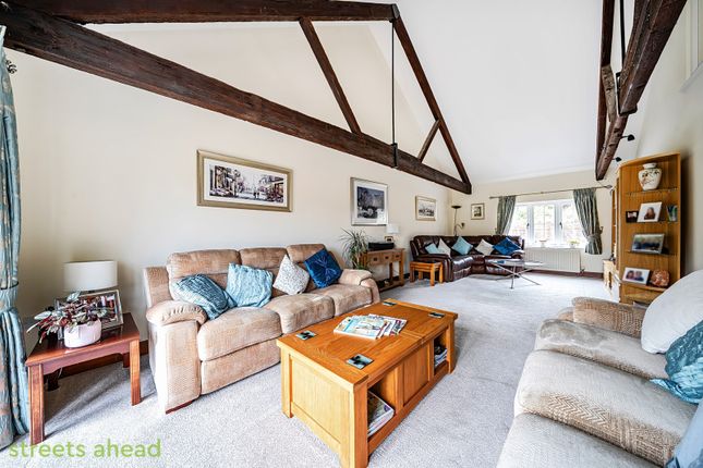 Plough Cottage, The Steading,, Nutfield Marsh Road, Redhill photo 4