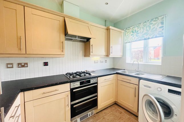 45, Lichfield photo 5