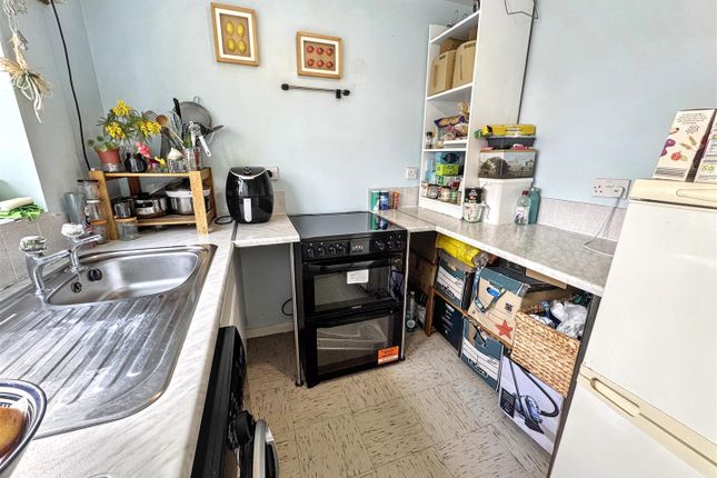 137, Jack Clow Road, London photo 4